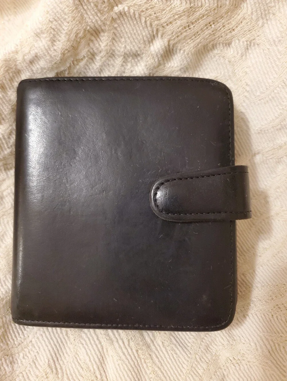 Vintage COACH Classic Black Leather Wallet with Snap Closure Change Purse